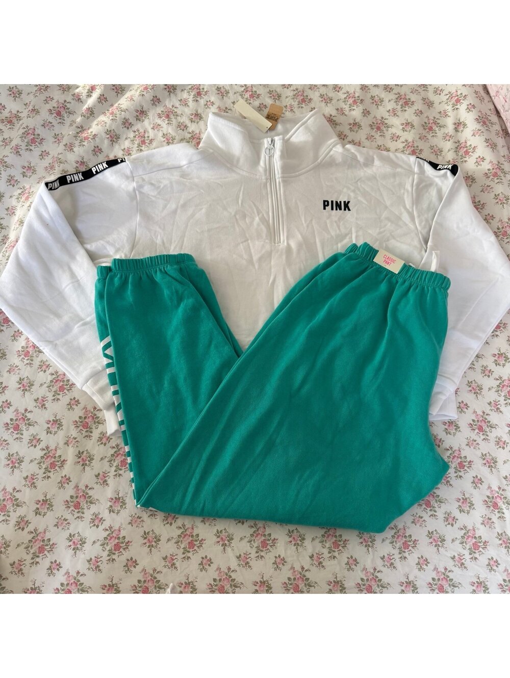 PINK Victoria’s Secret pullover and jogger set